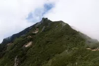 雄大な大雪渓とお花畑が魅力！針ノ木岳の初心者向け日帰り登山とその他ルート紹介