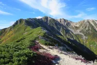 北アルプスの奥地にひっそりと横たわるー赤牛岳の初心者向けから中級者向けの難易度別登山コース紹介