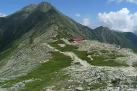 南アルプス標高3000mの人気縦走路を行く！間ノ岳の初心者向けから中級者向けの難易度別登山コース紹介