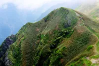 小屋泊で探訪、夏の谷川連峰縦走2日目「茂倉岳・一ノ倉岳・谷川連邦主脈を万太郎山まで」