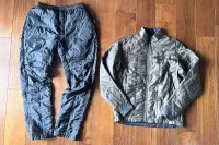 冬山登山の行動着〜休憩中の防寒着に使える『ファイントラック・ポリゴンULジャケット＆パンツ』