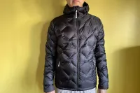 わずか213gの超軽量ダウンフーディー『ビックアグネス ゼットULジャケット』