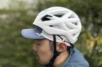 軽さと耐久性を併せ持った登山用ヘルメット『ブラックダイヤモンド ベイパー』