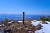 【春のレンゲツツジと冬の雪山入門】初心者から楽しめる湯の丸山の難易度別登山コース紹介